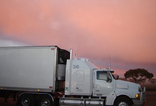 truck, lorry, sunset-331499.jpg